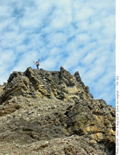 {906 Carl Von} on Noseeum mountain ridge.