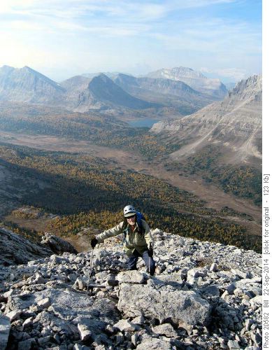 {256 Arn Wes} ascending south Oyster peak.