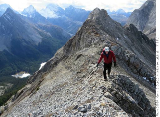 {1703 Jean-Michel Longval} returning from the South end of the ridge