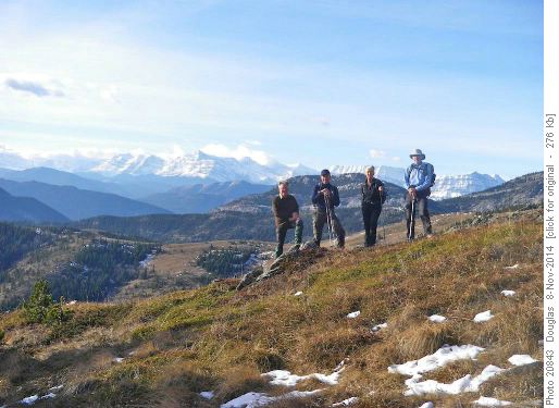 First break in the sun at the start of the ridge leading to the summit, Laszlo, Bruce, Inge, Damian