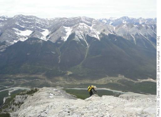 {976 je pr} approaches Mt Lawrence Grassi North summit