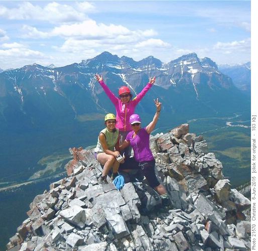 Summit of Squaw's Tit: {581 su mcc}, {1284 y i}, {1445 ch m}.