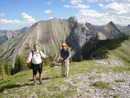 {1288 b pi} and {1456 Clifton Potter} with Twin Summits east of Heart Mtn behind.