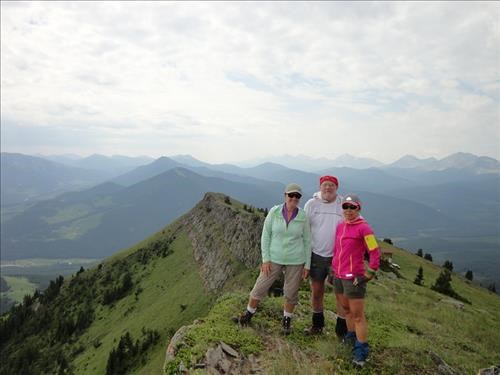 Raspberry Ridge /Janice,Ivan,Yoko/