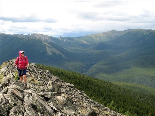 Unnamed ridge with Pasque mountain in background