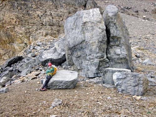 A relaxed {607 Damian Gann} ......