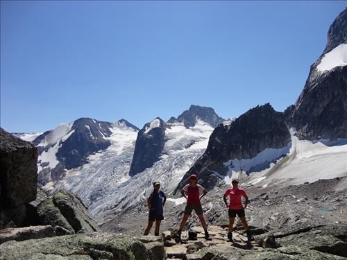 Applebee Dome /Mayumi, Kordula, Yoko/