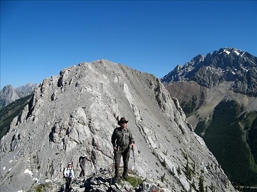 Bruce on the ridge. Roberta Pk. behind