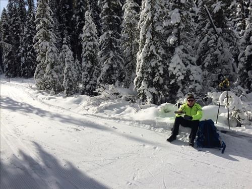 Hot tea for lunch in the sun - {177 Ron Hunter}