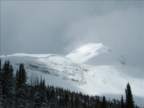 Super large cornices on Snow Peak
