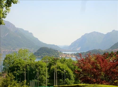 View descending into Menaggio