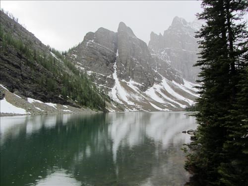 Drizzle at Lake Agnes