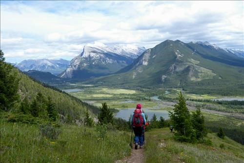 Clouds start to lift and the Bow Valley comes into view.