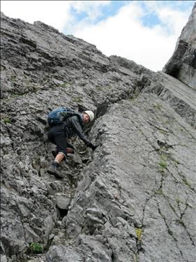Inge descending the diagonal crack