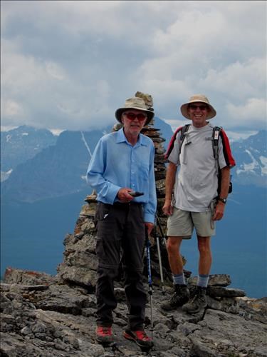 {607 Damian G} and {1831 Bill R} at the summit