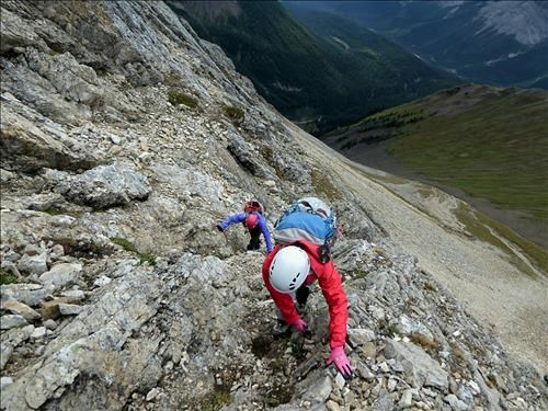 Yoko and Suzy picking their way up a steep section.