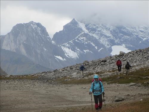 Dry tarn, The Fist & Mt Smuts in distance.