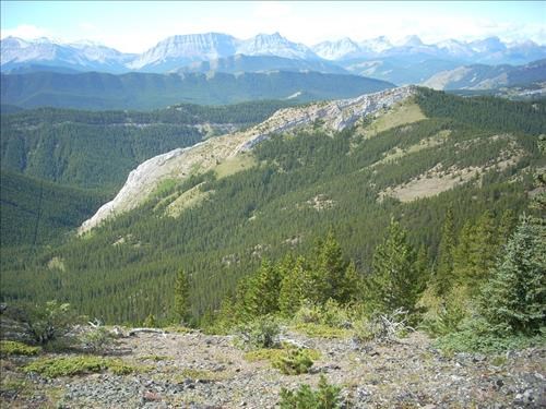 First section of Zephyr ridge - ascent is on the far right side