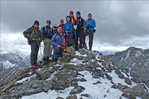 Damian, Philip, Ron, Carl, Marg, Mary, John, Rosanne and Kevin on the summit of Grizzly Ridge