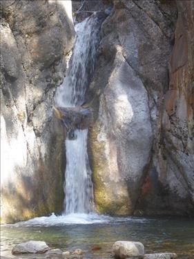 Cat Creek waterfall