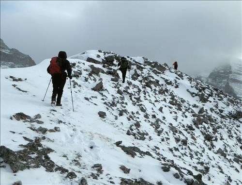 Shirley and Inge on their way to the summit.