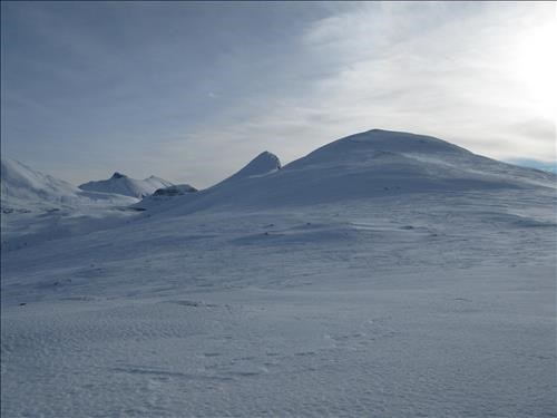 Quartz Ridge climb to objective on the right