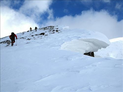 Damian, Ray, Richard, Spektor and a massive cornice.