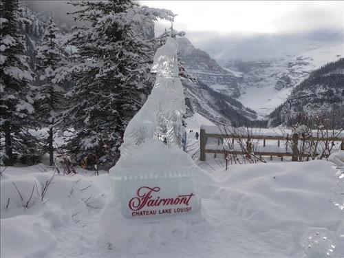 Ice sculpture