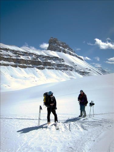 {256 a we} and {212 d mu} near Katherine Lake, Dolomite Peak behind