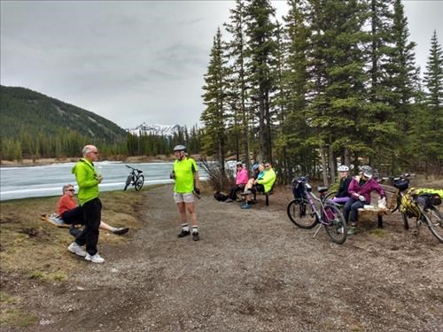 Lunch at Forgetmenot Pond.