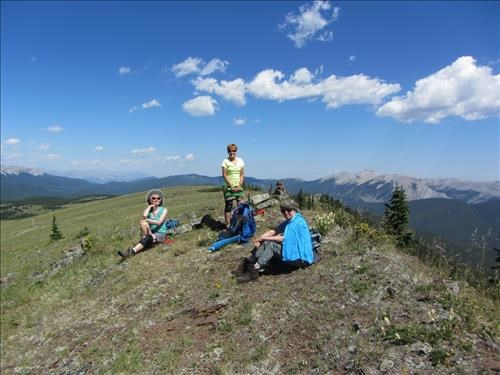 Ginger, Kathy & Aldis on the summit of Powderface Ridge 