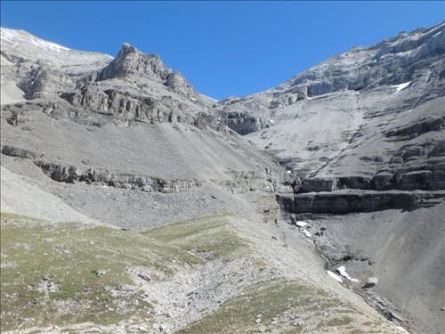 Creek descending between Lougheed 2 & 3