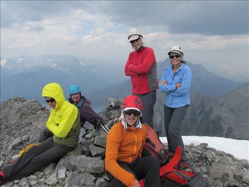 {607 Dam Gan}, {212 Dav Mul}, {1154 ja buc} and {428 ald sig} summit Mt Engadine