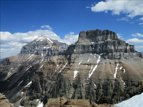Mt Temple, Pinnacle Mt and Eiffel Peak from the summit of Wastach Mountain