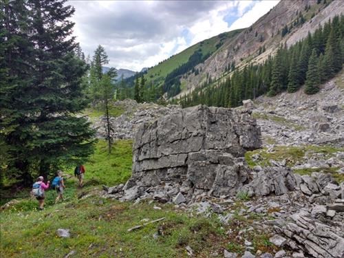 On the way back from James Walker Cirque.