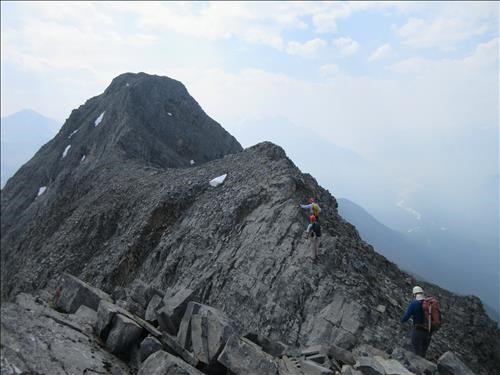 Traversing the upper ridge towards the summit of Mt Burgess