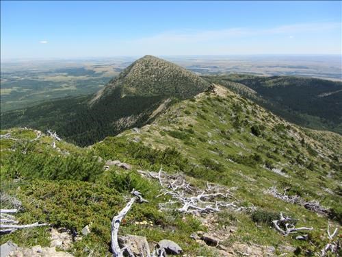 View from the summit to the lower northeast summit of Lakeview Ridge