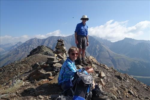 Pocaterra Ridge - Lunch with Yolande and Doug