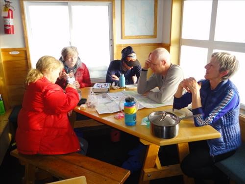 Balfour hut interior: Ealaine, Vi, Jean-Michel, Richard, Jeannine