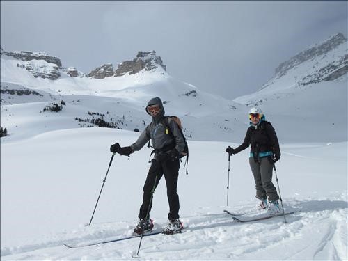 Inge and Barb on the slopes below the second col