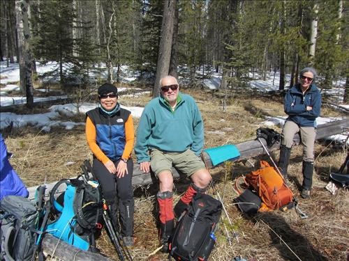 {1284 Yoko Is}, {433 Ivan Pull} & {354 Su Aud} at lunch (Francisco: note the shorts)