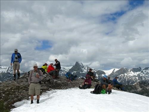 Group photo on the top of Loder Peak