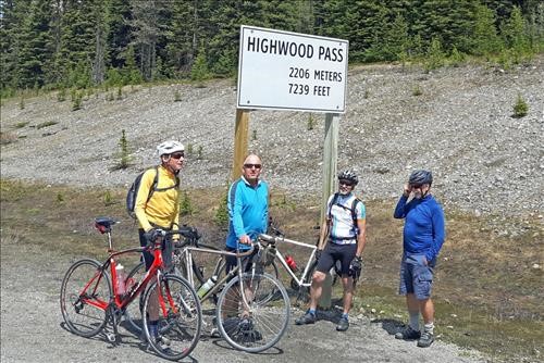 Manfred, Carl, Dave and John at Highwood Pass
