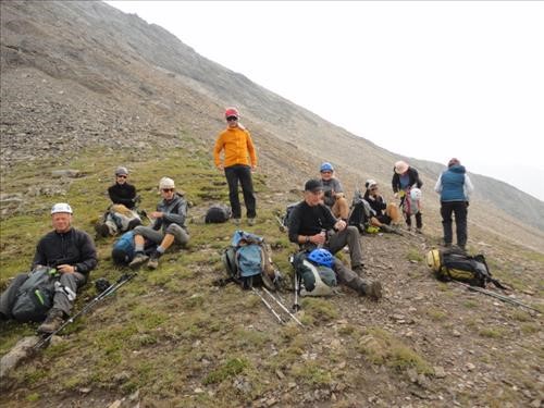 Ramblers at Mt. Chester Col: {2007 si gar},{1629 da bal},{1063 in s},{1154 ja buc},{1501 br ram},{413 g lu},{581 su mcc},{2086 t mi},{976 je pr}