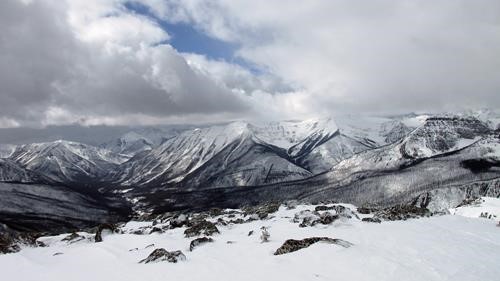 Looking West from the top of Quartz Ridge