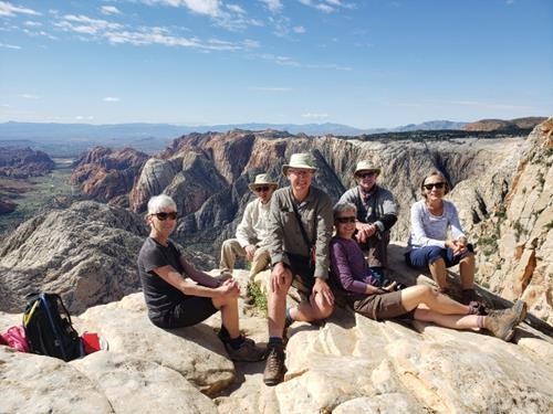 Red Mountain summit group