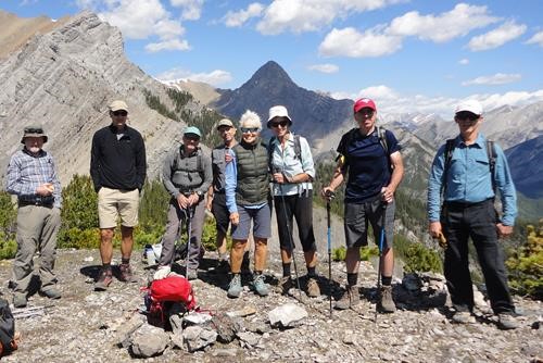 Summit of Anklebiter Ridge: {188 bi l}, {1305 pa mcf}, {1456 cl p}, {1288 b pi}, {428 al sig}, {1063 in s}, {1915 ga man}, {1154 ja buc}