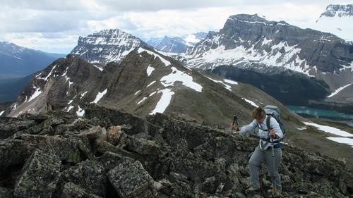 Barb heading up quartzite blocks on subpeak 2, with 3 and 4 to the left 