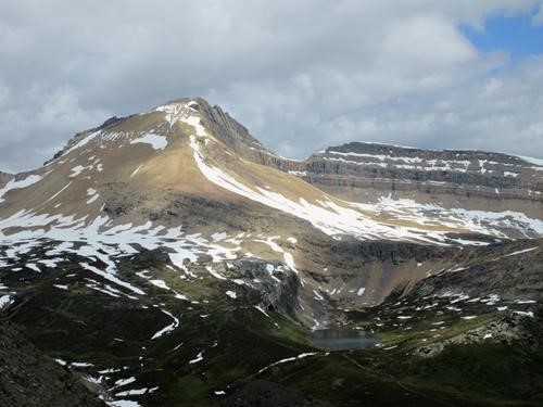 Cirque Peak and Helen Lake from Crystal Ridge