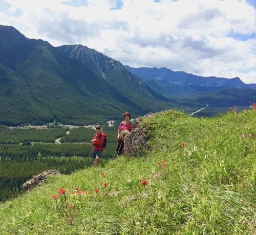 Glenda and Krystyna on the way down Francisco's Ridge
